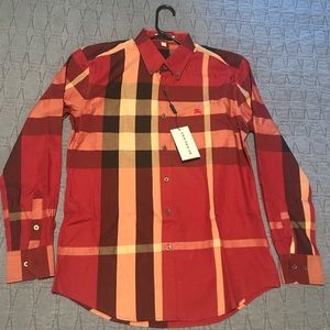 Burberry Button Up Large